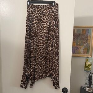 Chic Asymmetrical, Pleated, Leopard Print Skirt
